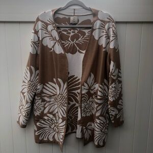 Sioni Tan & White Open Front Floral Women's Sweater Cardigan with Pockets